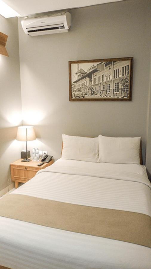 Triple Seven Bed & Breakfast Bandung Exterior photo