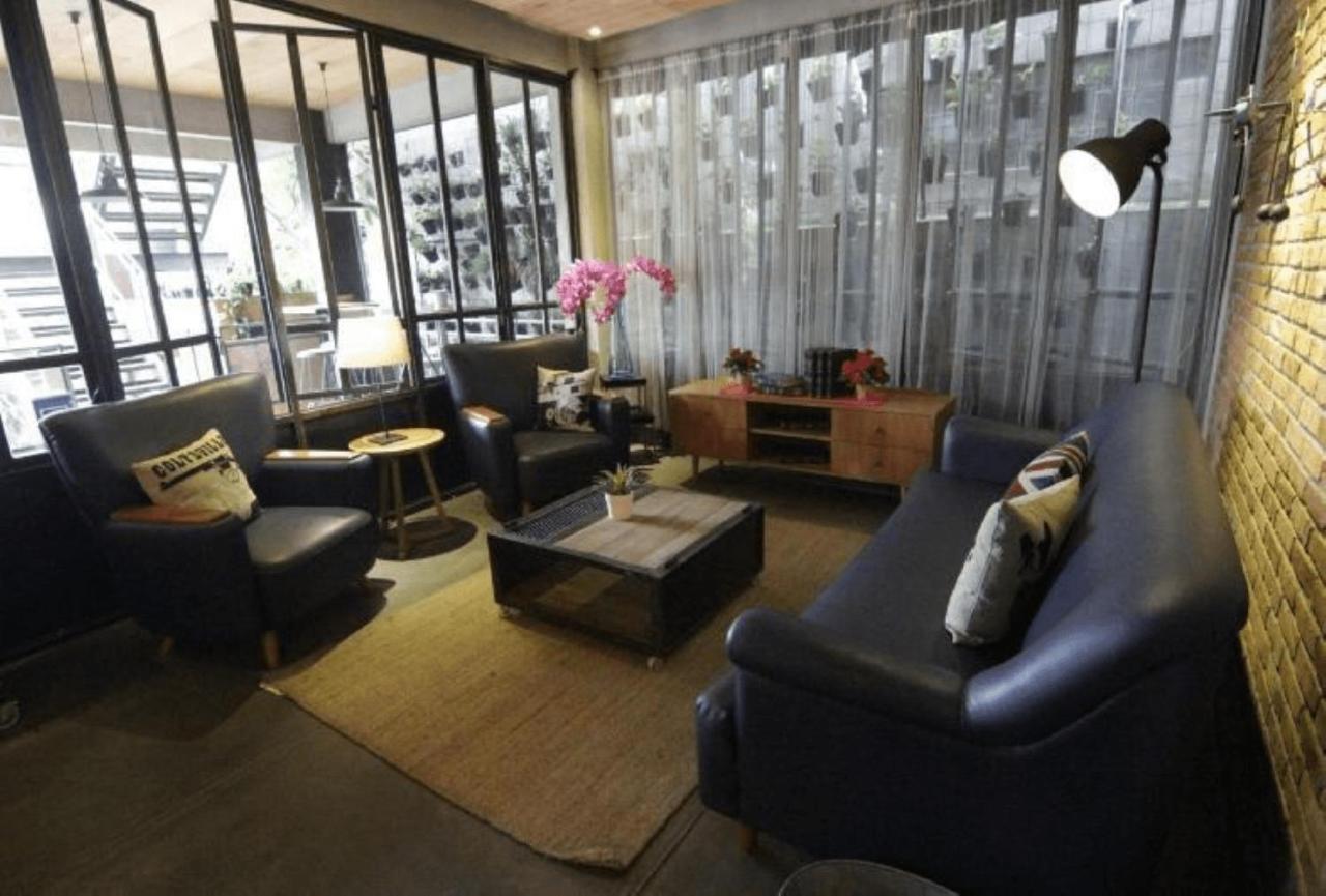 Triple Seven Bed & Breakfast Bandung Exterior photo